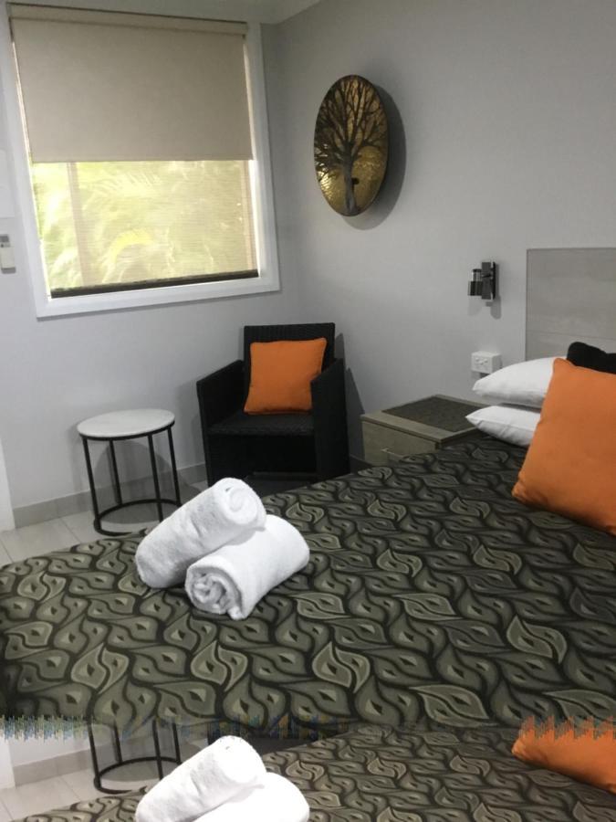 Golden Palms Motor Inn Bundaberg Eksteriør bilde