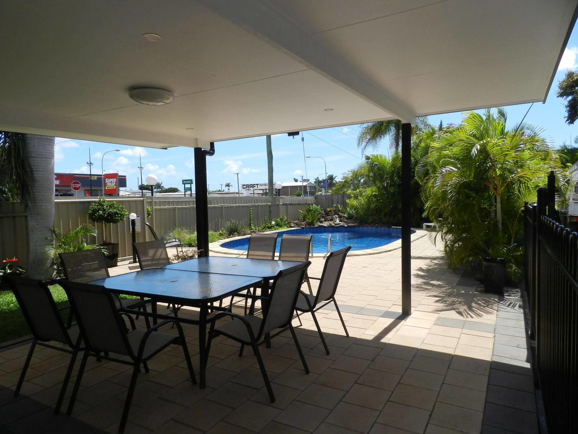 Golden Palms Motor Inn Bundaberg Eksteriør bilde